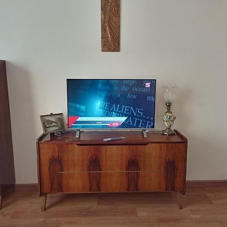 Spacious One Bedroom Apartment In The City Centre Jereván Kültér fotó