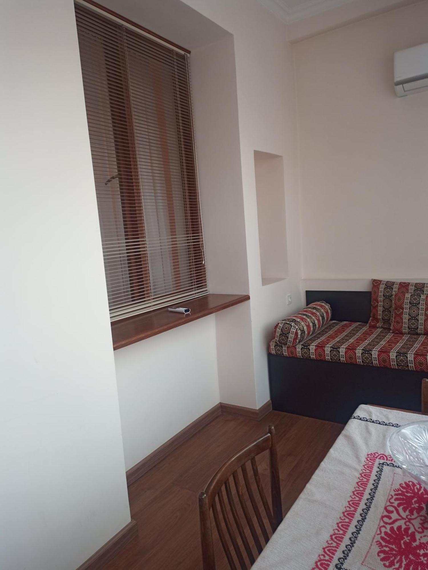 Spacious One Bedroom Apartment In The City Centre Jereván Kültér fotó